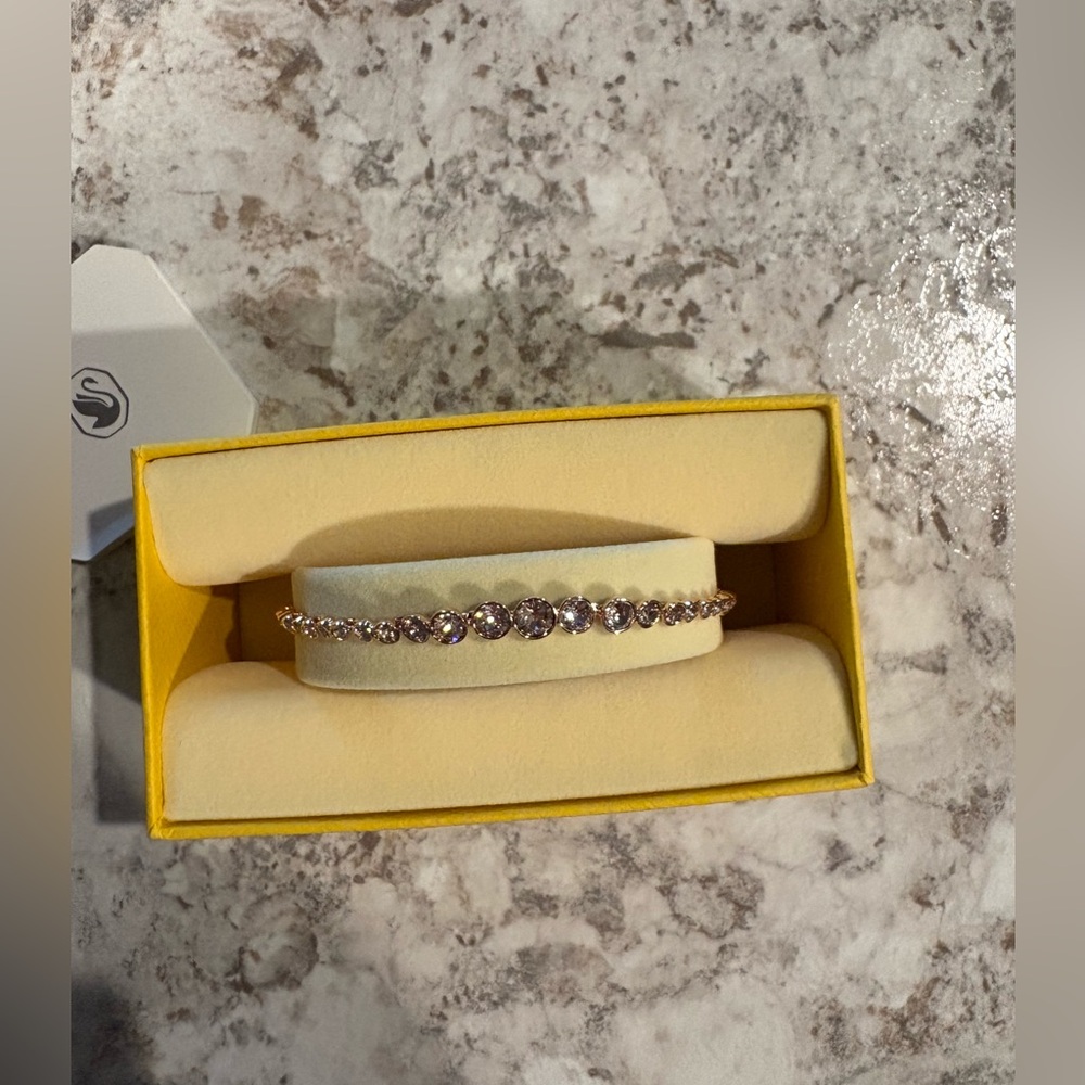 Swarovski Emily Tennis Bracelet: Rose Gold
